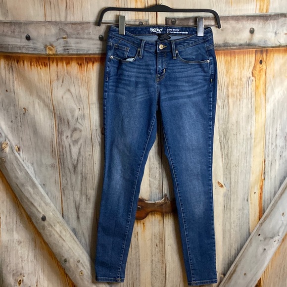 Mossimo Supply Co. Denim - Curvy Stretchy Skinny Jeans